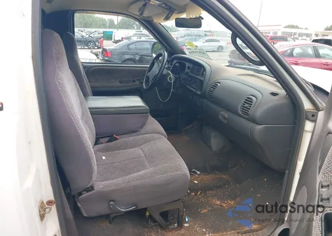 1999 Dodge Ram 1500 St из США, поврежденный, VIN 1B7HC16Y0XS164599